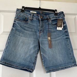 KUT from the Kloth.   Catherine Boyfriend short
